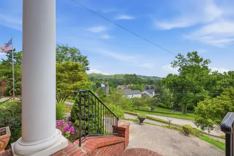 7813 Indian Springs Drive Nashville TN 37221