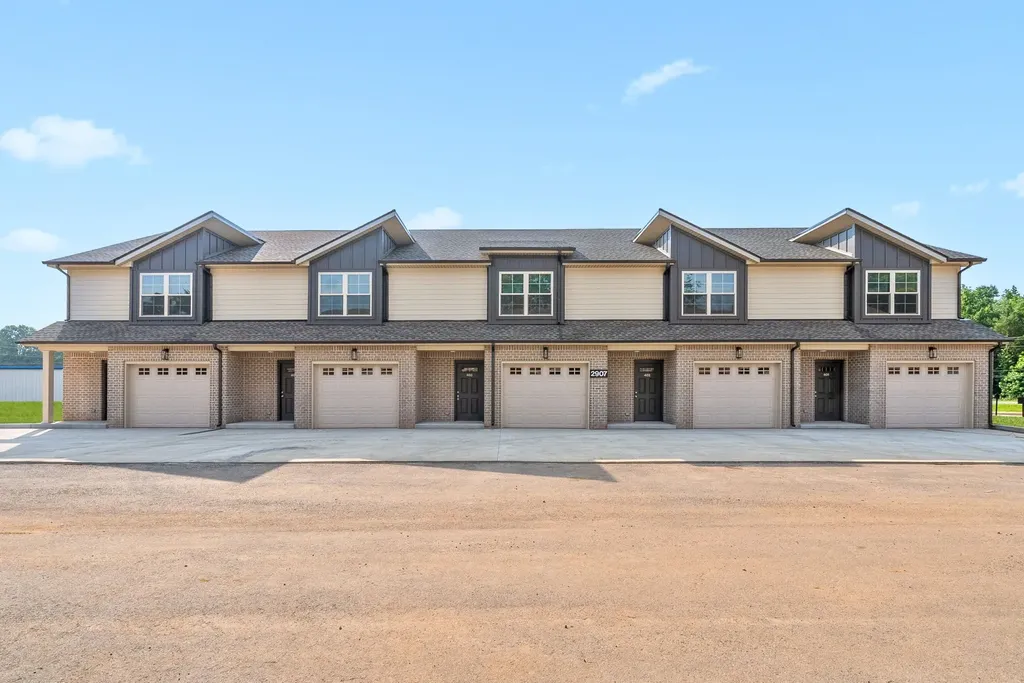 2907 Ashland City Road Clarksville TN 37043