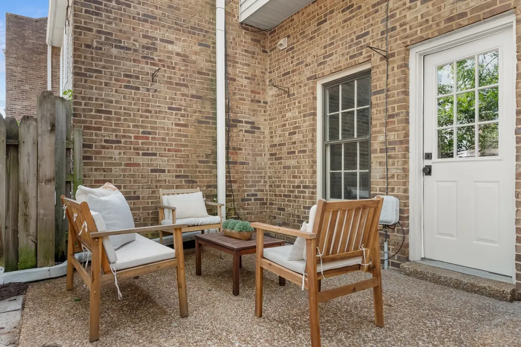 102 Fairmont Place Nashville TN 37203