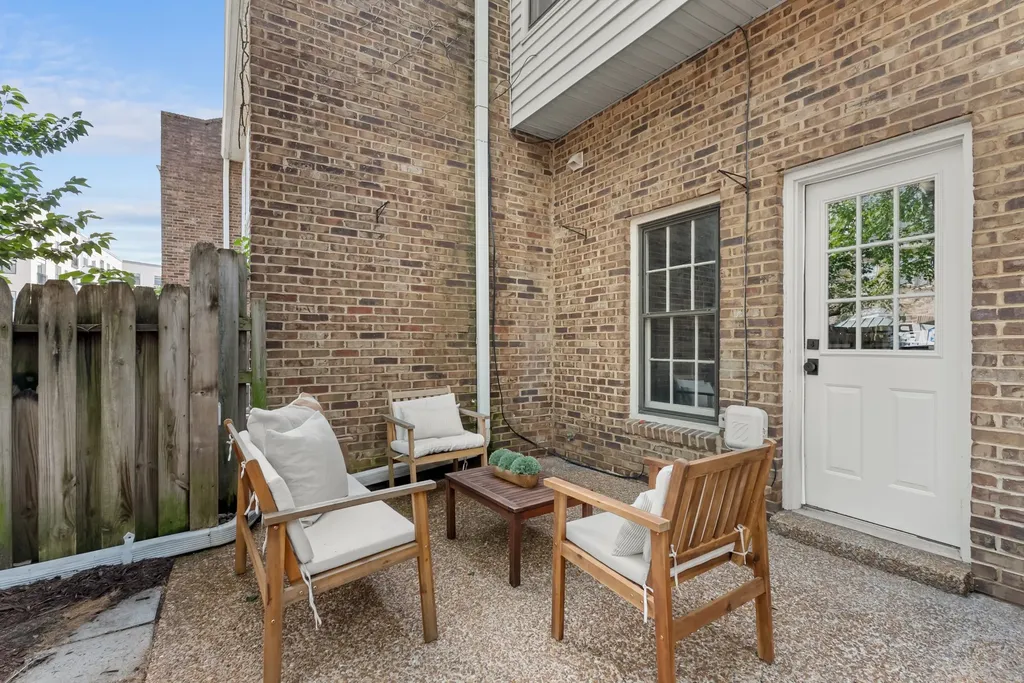 102 Fairmont Place Nashville TN 37203
