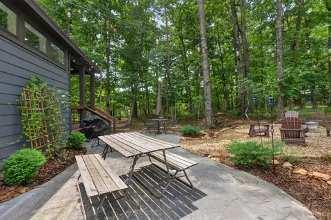 25 White Oak Trail Monteagle TN 37356