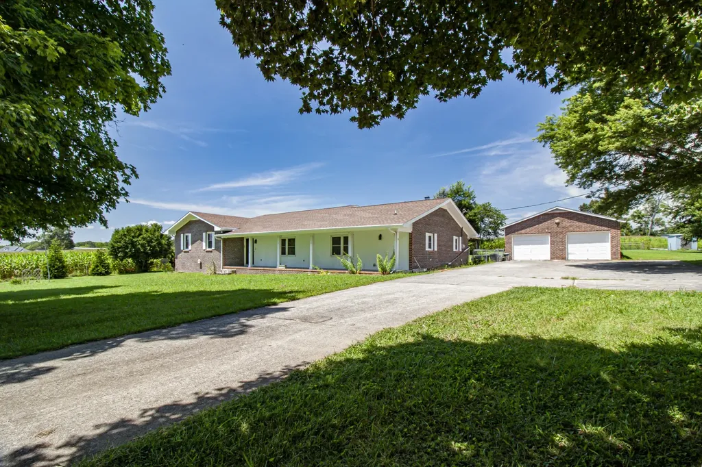 781 Blue Creek Road Tullahoma TN 37388