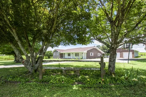 781 Blue Creek Road Tullahoma TN 37388
