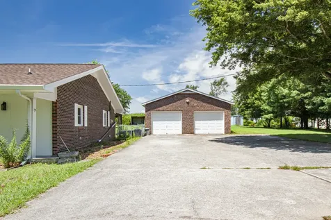 781 Blue Creek Road Tullahoma TN 37388