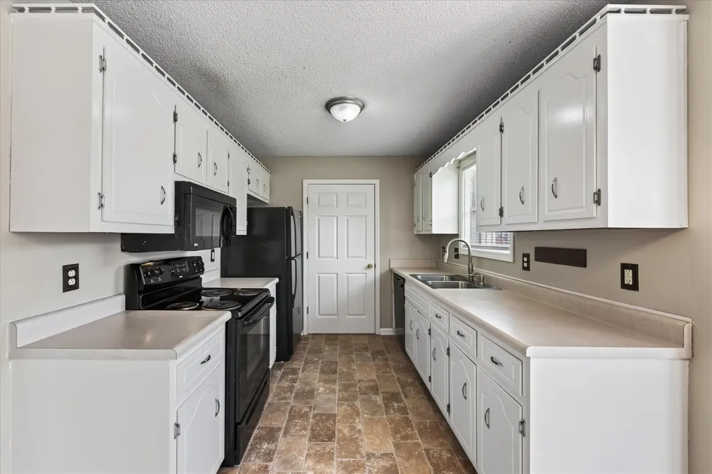 3723 Heather Drive Clarksville TN 37042