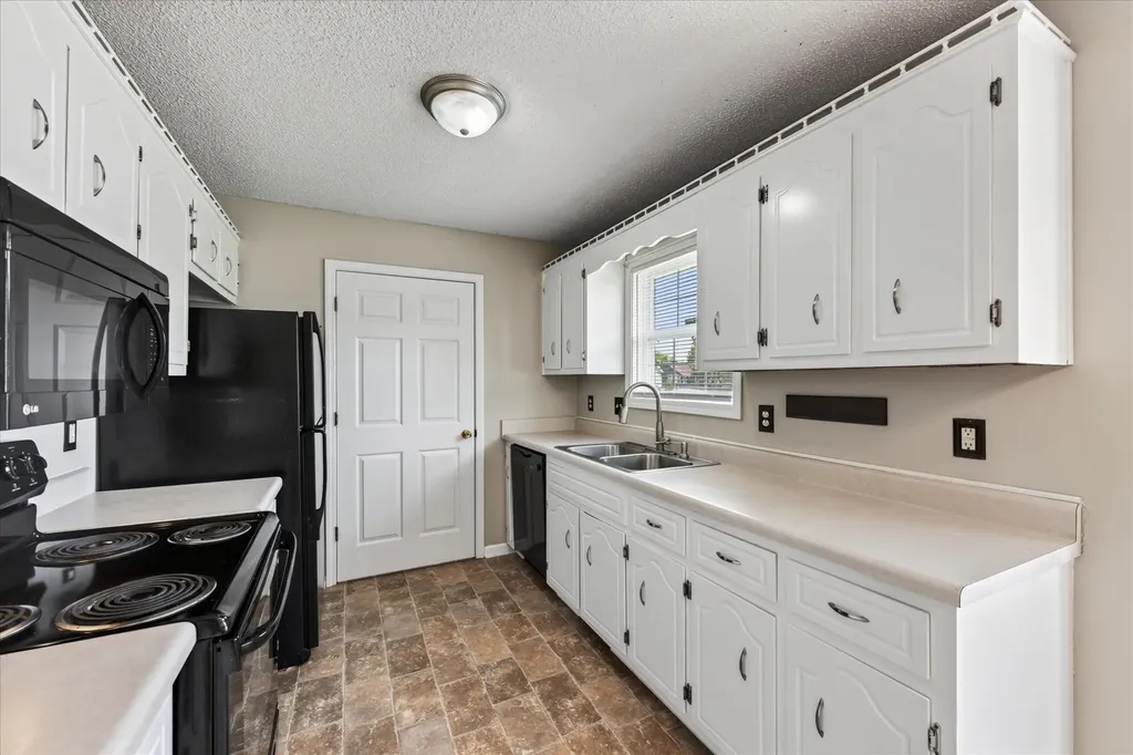 3723 Heather Drive Clarksville TN 37042