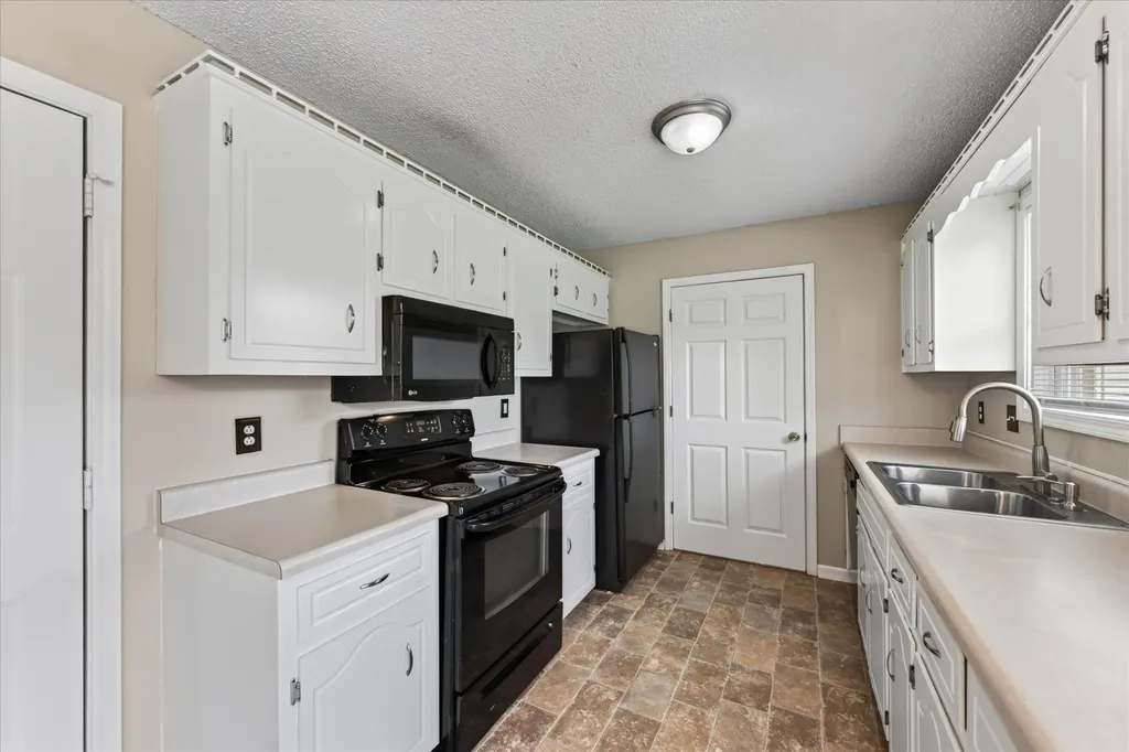 3723 Heather Drive Clarksville TN 37042