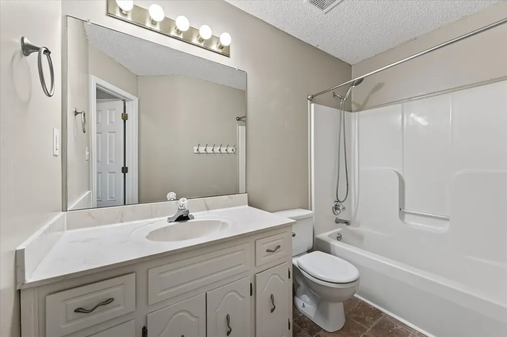 3723 Heather Drive Clarksville TN 37042