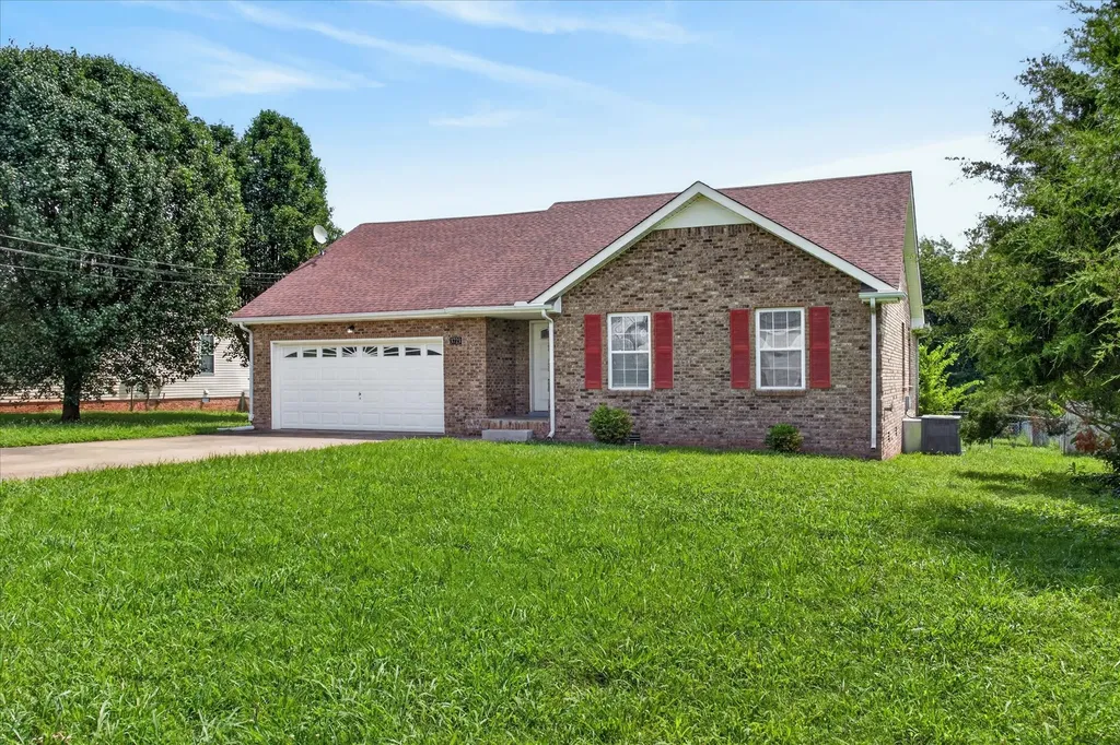 3723 Heather Drive Clarksville TN 37042