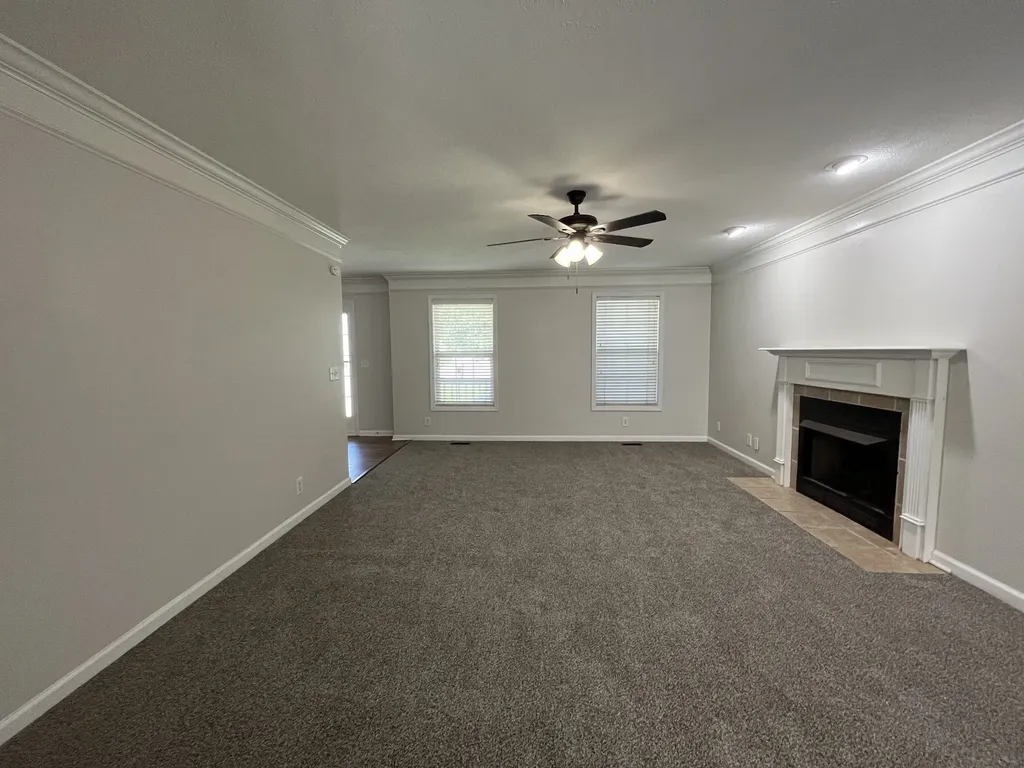 668 Winding Bluff Way Clarksville TN 37040