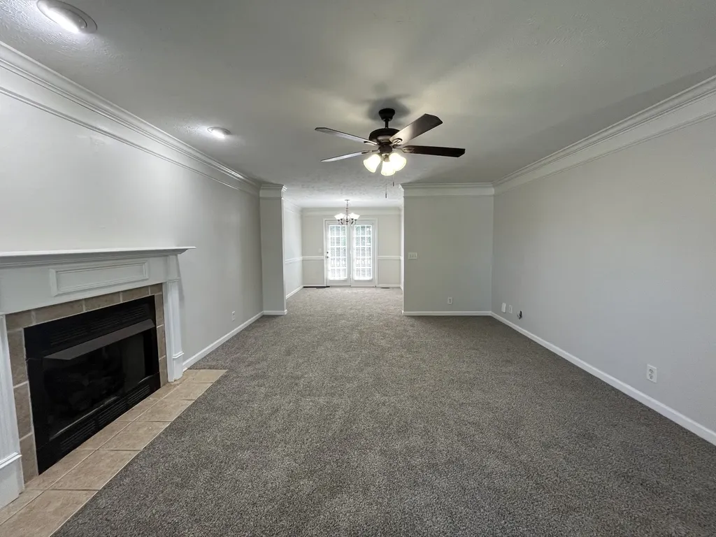668 Winding Bluff Way Clarksville TN 37040