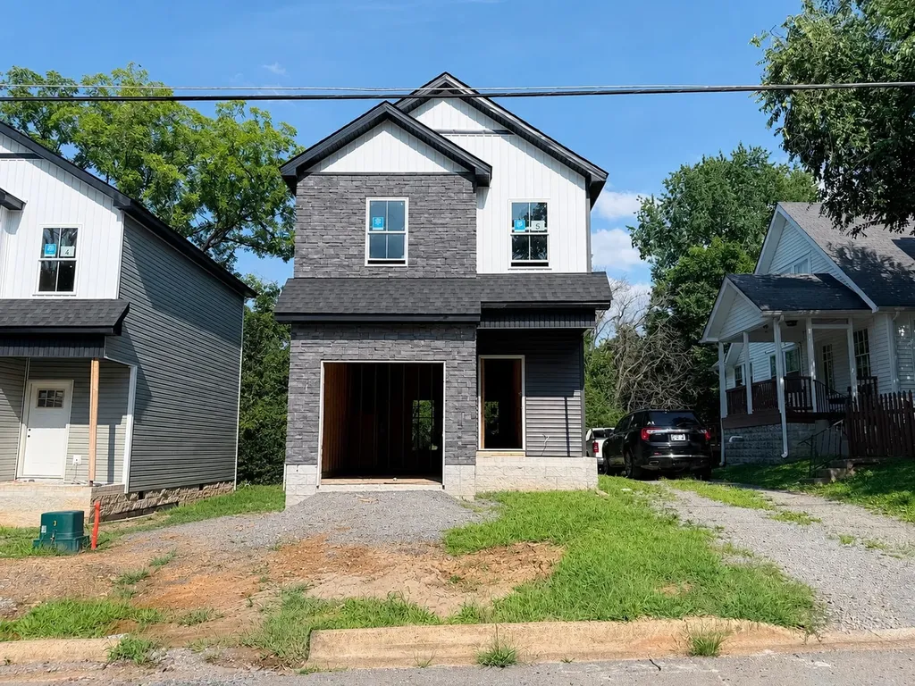 821 Gracey Avenue Clarksville TN 37040