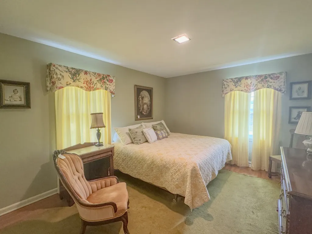 830 Royal Elm Circle Hartsville TN 37074