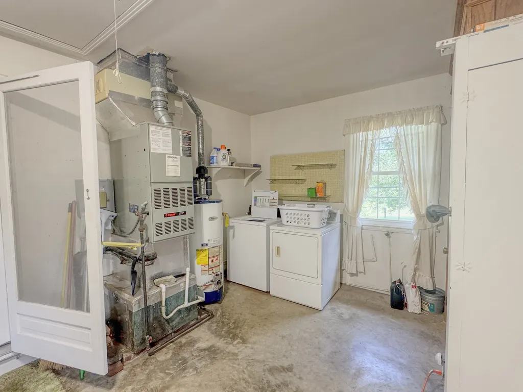 830 Royal Elm Circle Hartsville TN 37074
