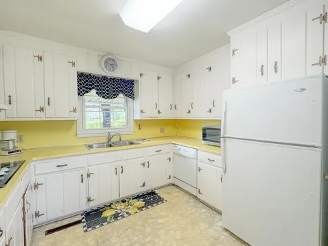 830 Royal Elm Circle Hartsville TN 37074