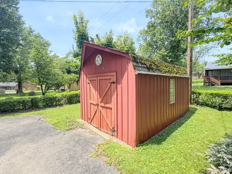 830 Royal Elm Circle Hartsville TN 37074