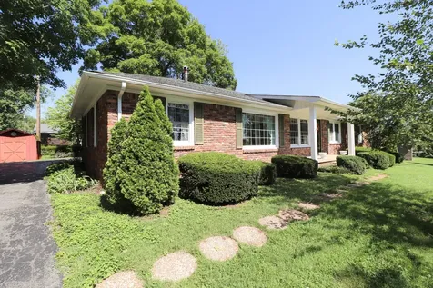 830 Royal Elm Circle Hartsville TN 37074