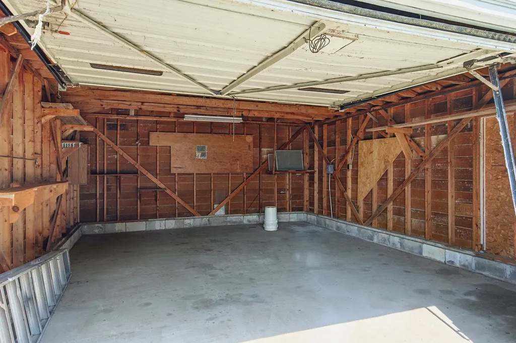 5204 Highway 161 Springfield TN 37172