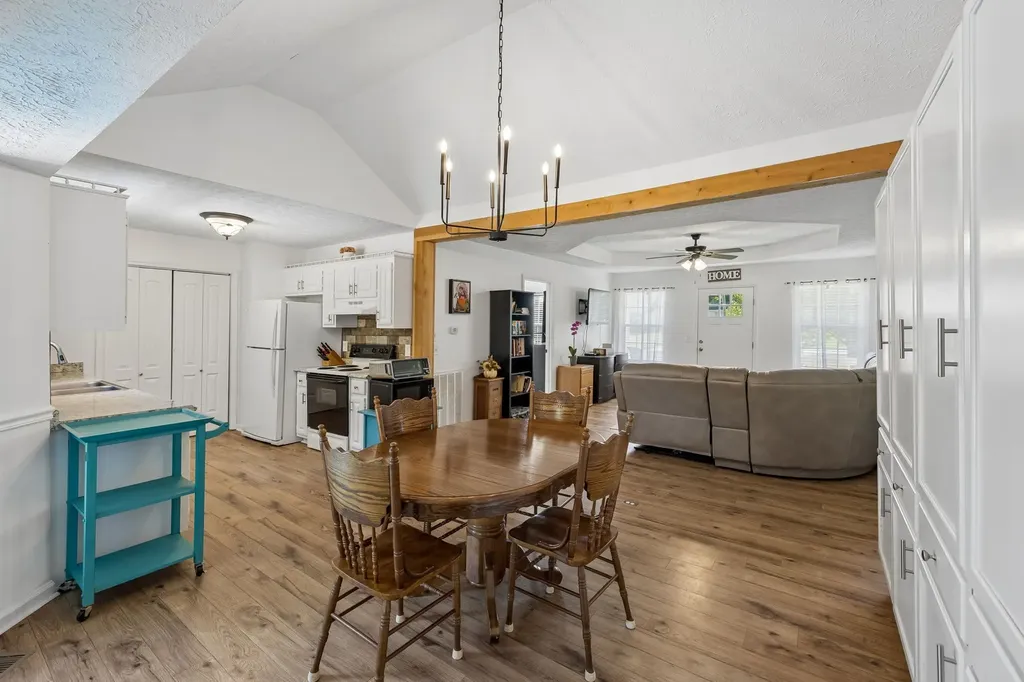 115 Robert Avenue White House TN 37188