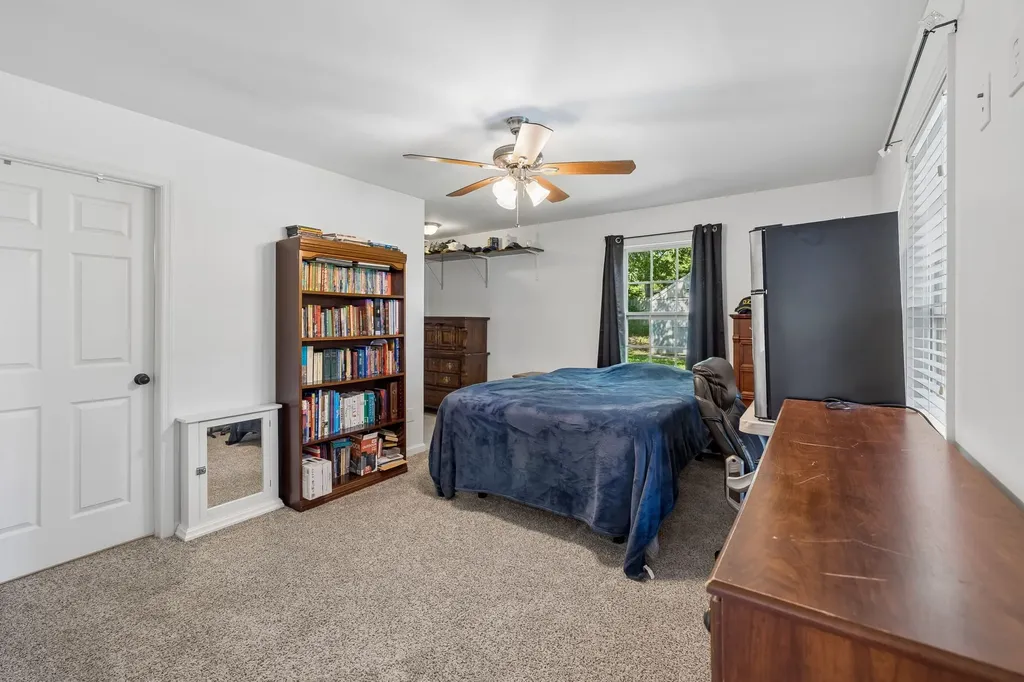 115 Robert Avenue White House TN 37188