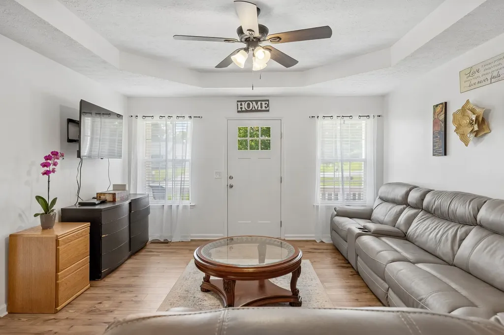 115 Robert Avenue White House TN 37188