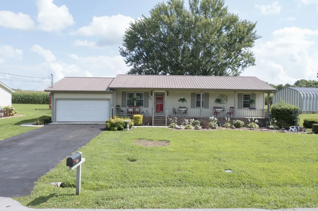 266 Woods Edge Road Winchester TN 37398