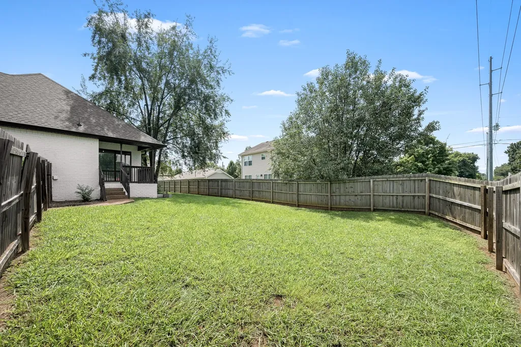907 Harpeth River Court Murfreesboro TN 37129