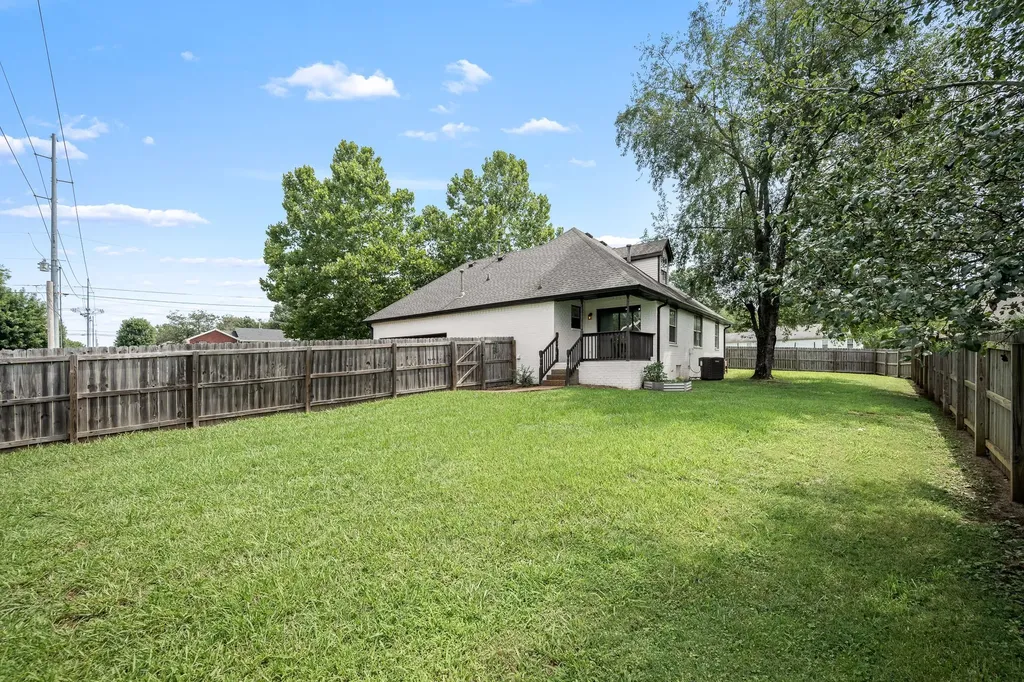 907 Harpeth River Court Murfreesboro TN 37129