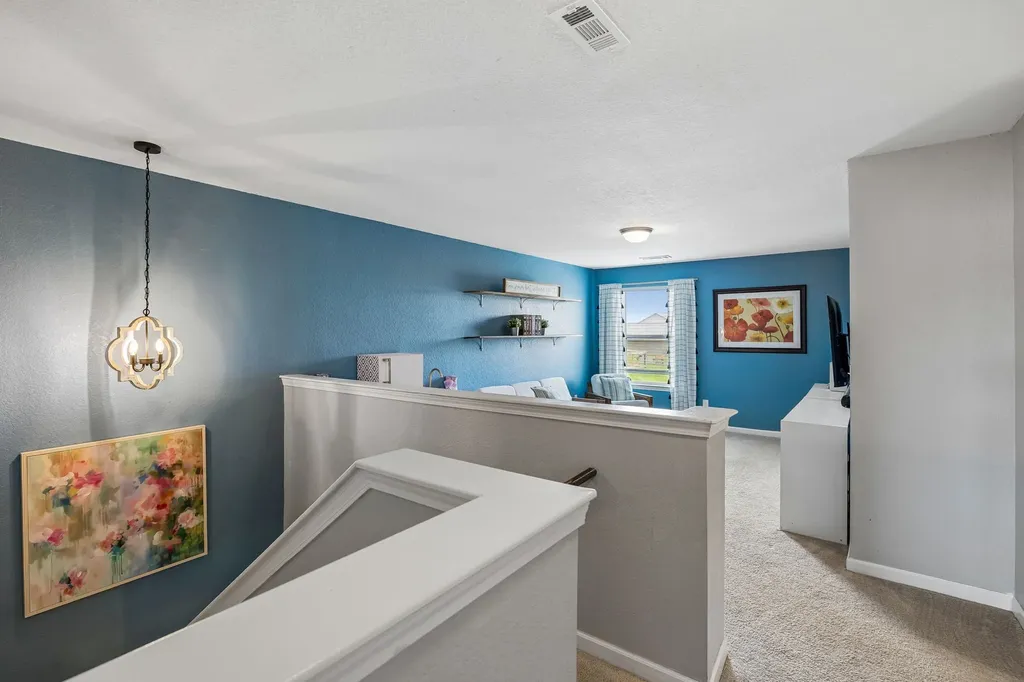 2704 Swarm Court Columbia TN 38401
