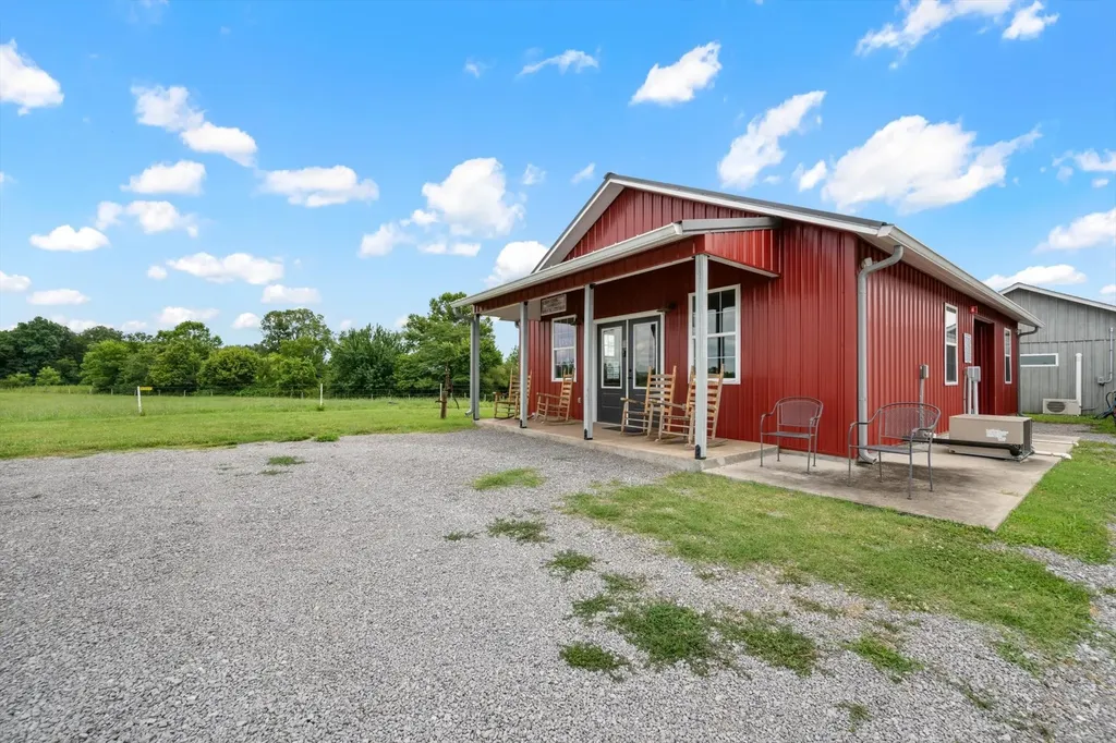221 Eady Road Shelbyville TN 37160