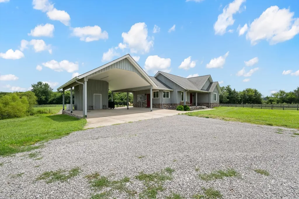 221 Eady Road Shelbyville TN 37160