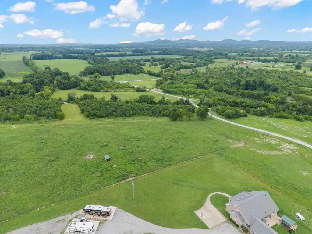221 Eady Road Shelbyville TN 37160