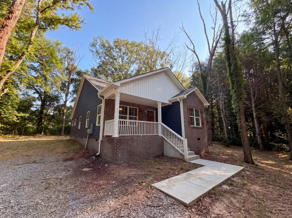1023 Chris Drive Portland TN 37148