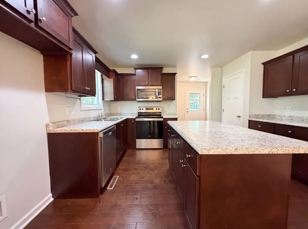 1023 Chris Drive Portland TN 37148