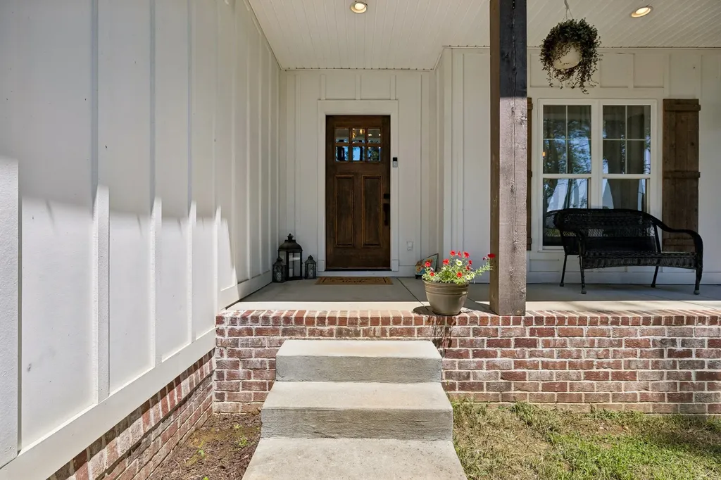 1151 Harmon Springs Road Dickson TN 37055