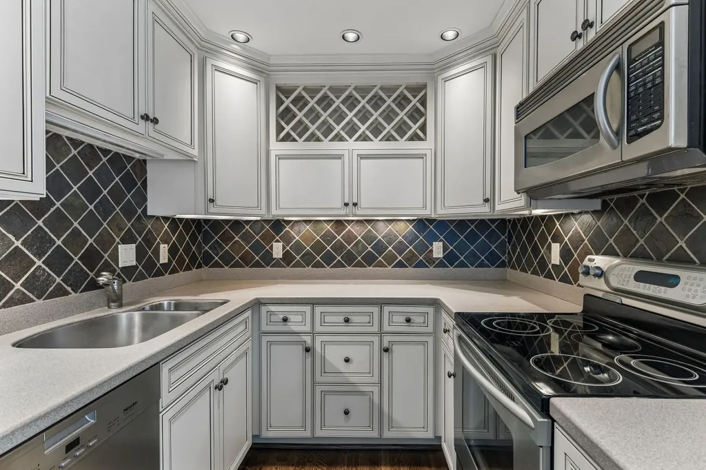 4487 Post Place Nashville TN 37205