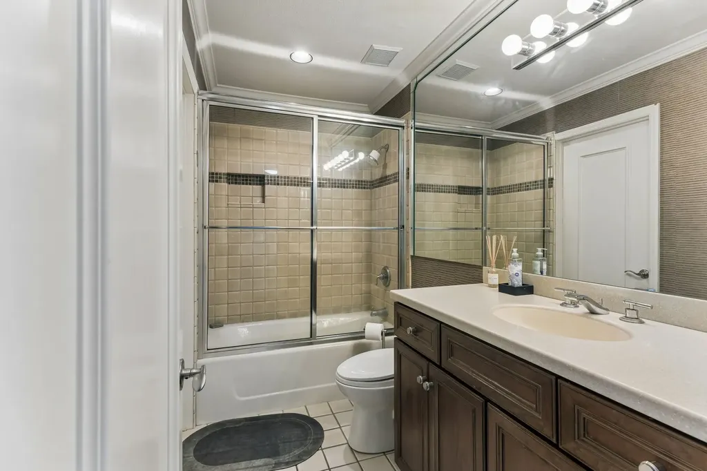4487 Post Place Nashville TN 37205