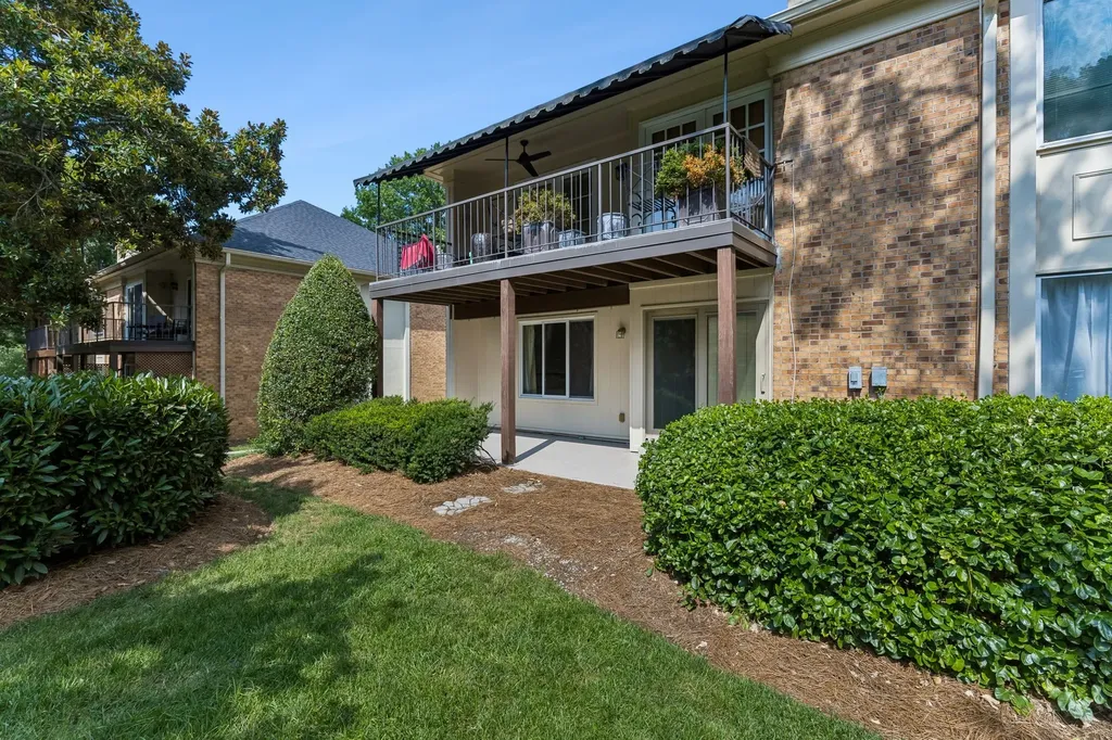 4487 Post Place Nashville TN 37205