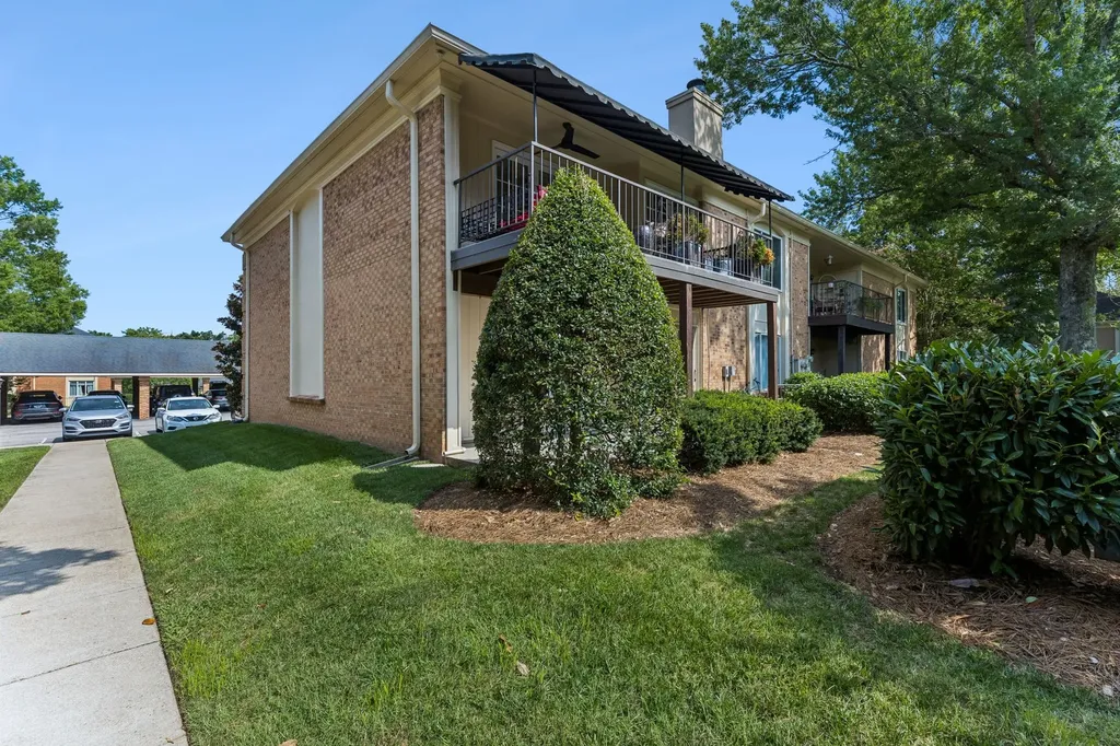 4487 Post Place Nashville TN 37205