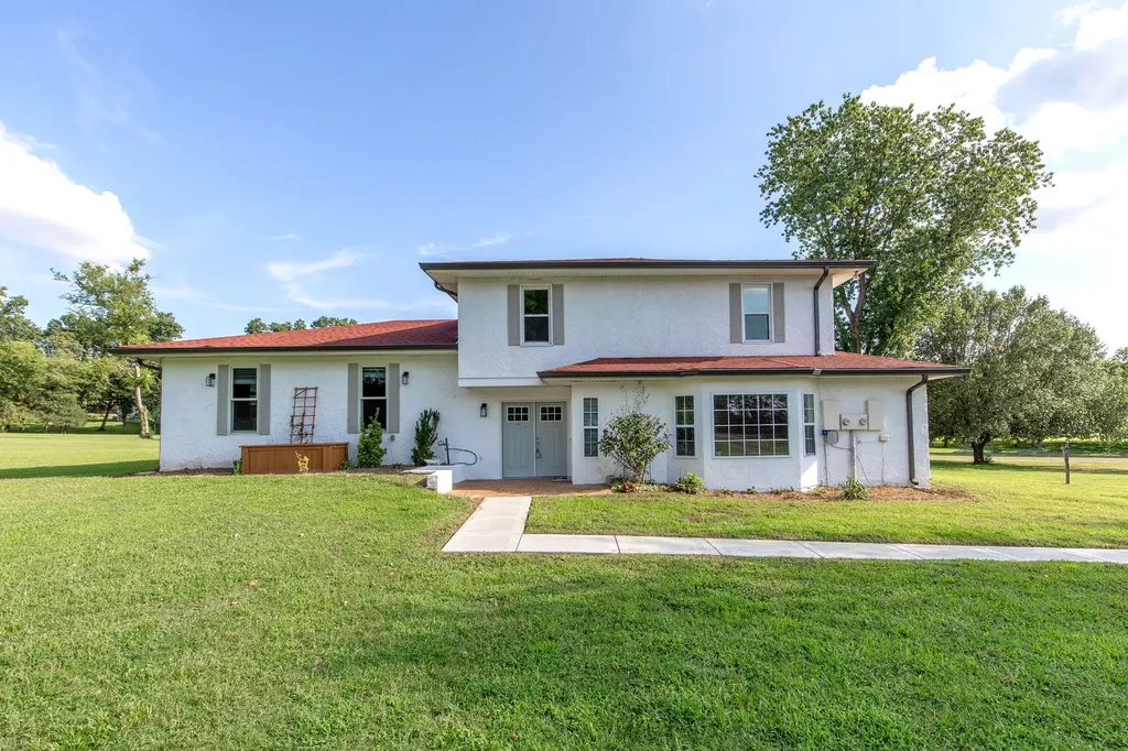 557 Peach Valley Road Gallatin TN 37066