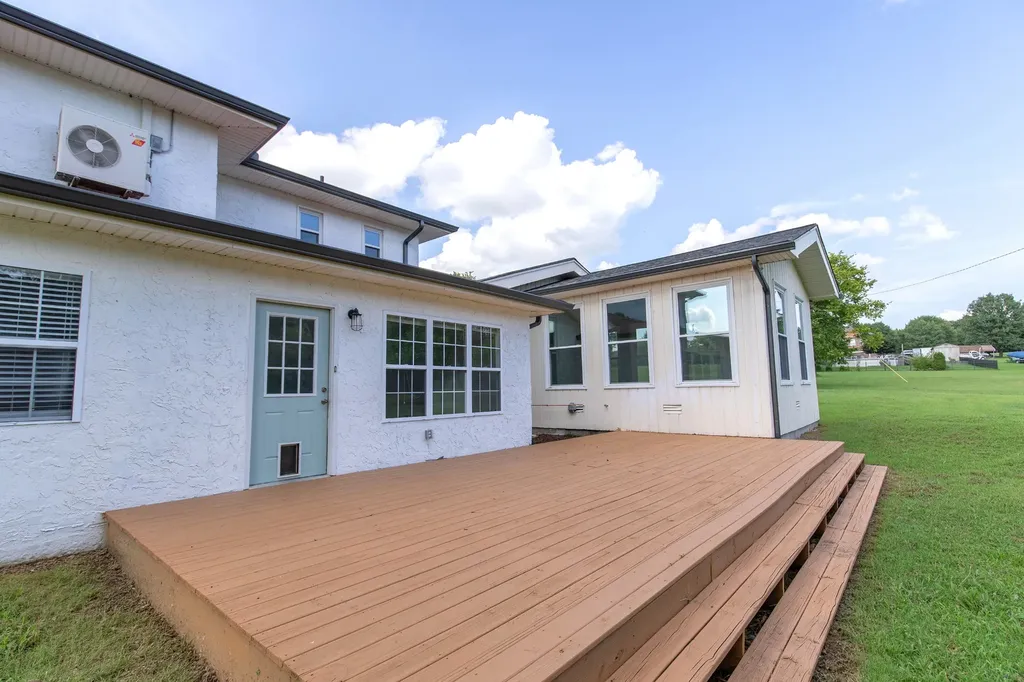 557 Peach Valley Road Gallatin TN 37066