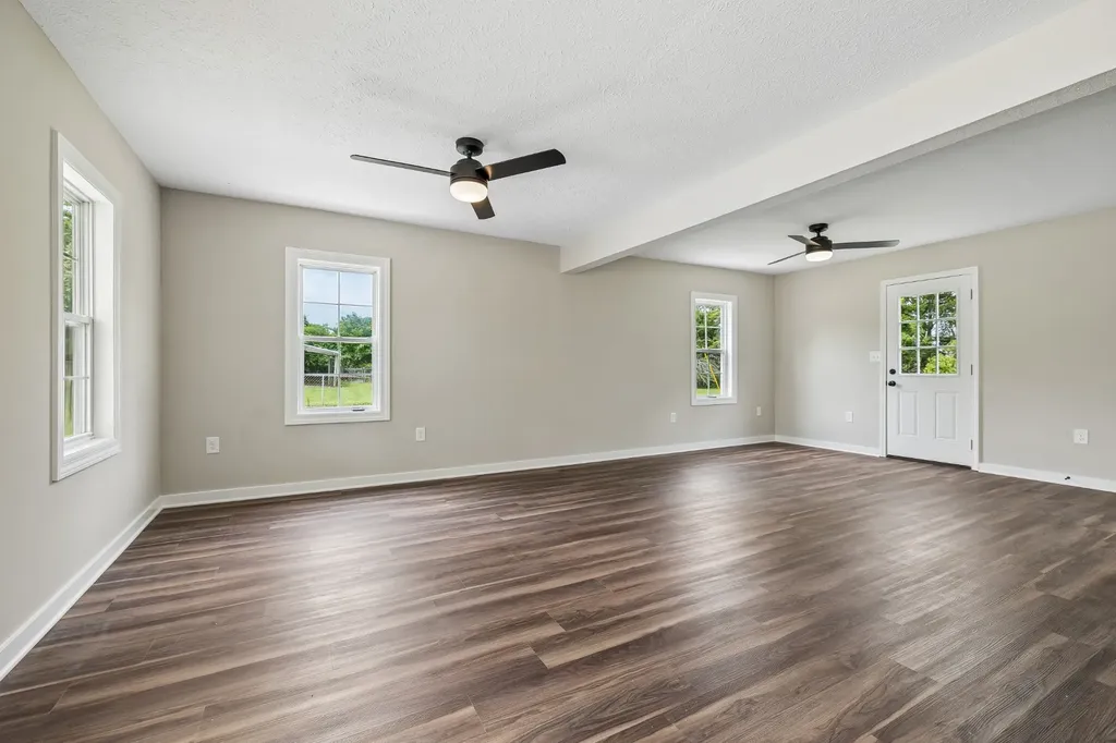 1944 Cainsville Road Lebanon TN 37090