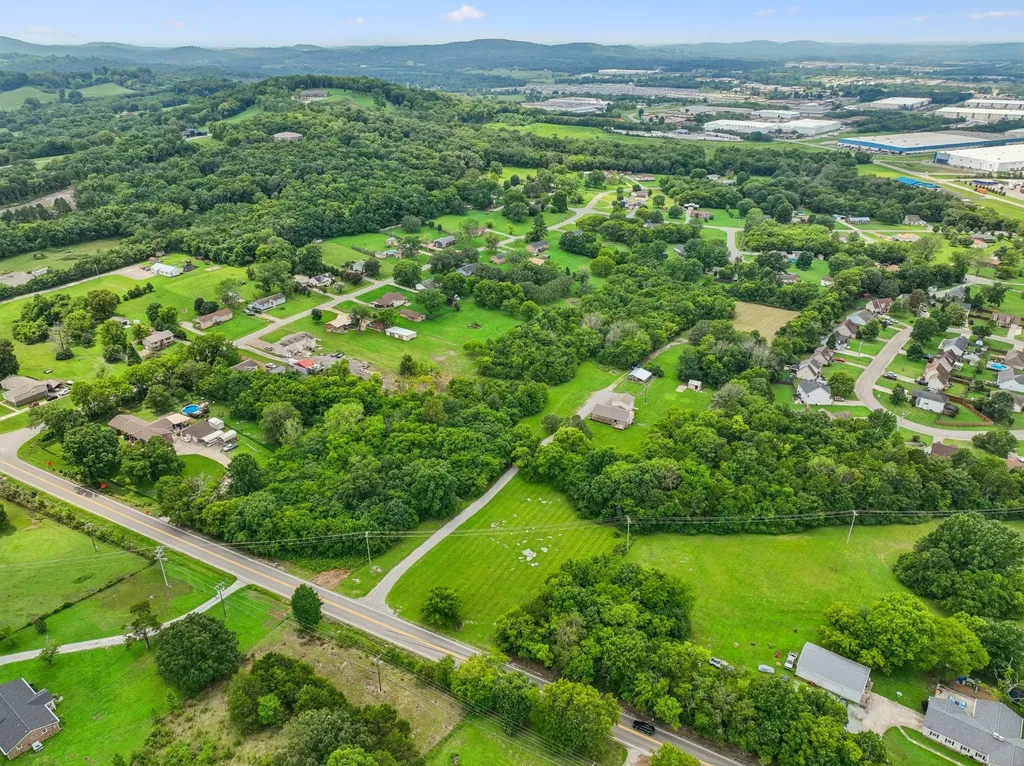 1944 Cainsville Road Lebanon TN 37090