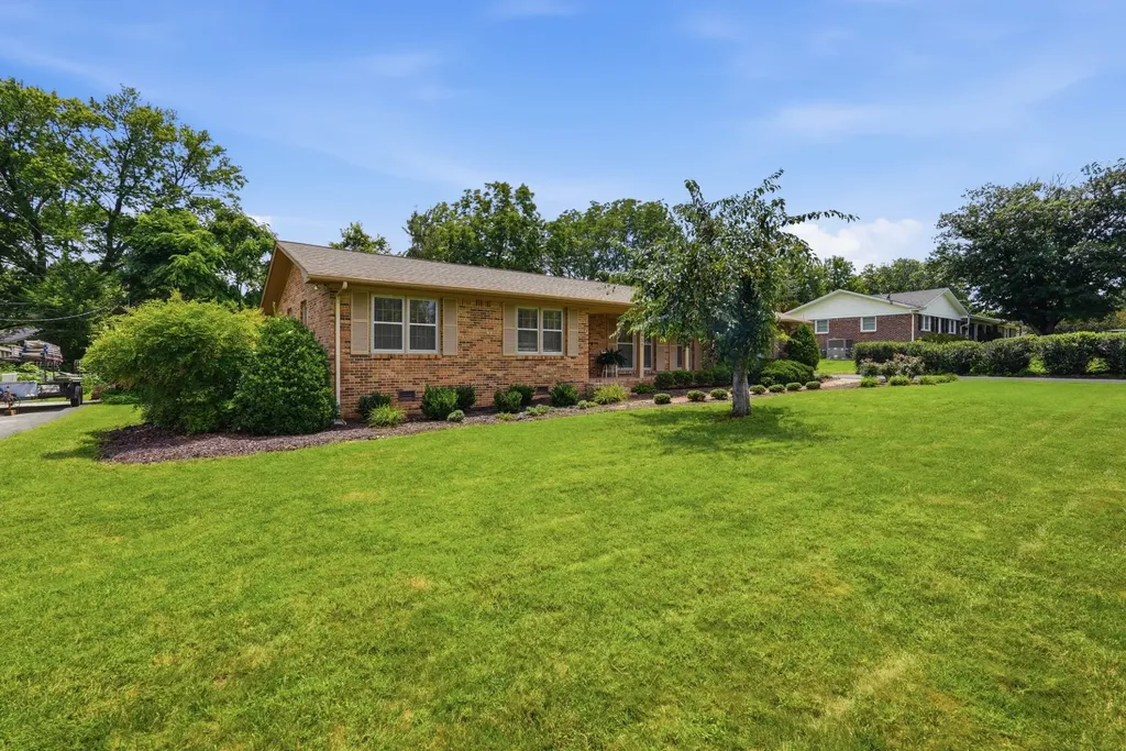 1617 Randy Drive Cookeville TN 38501