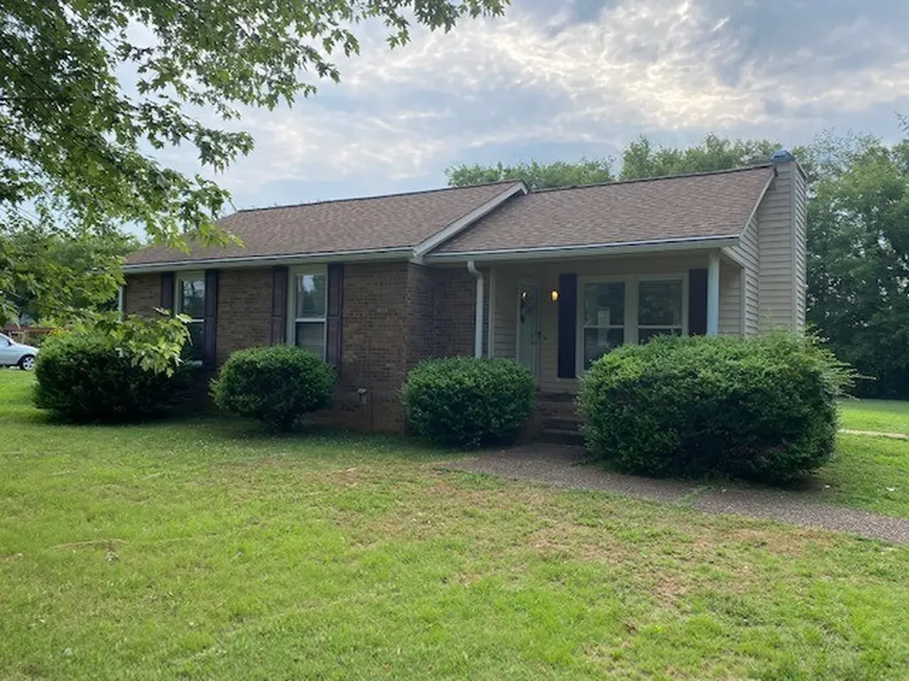 2075 Stonebrook Drive Murfreesboro TN 37128