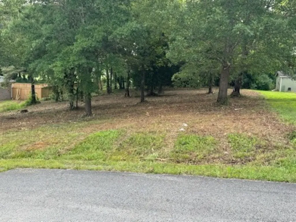 0 Elm Crest Circle Mc Minnville TN 37110