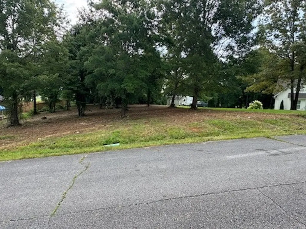 0 Elm Crest Circle Mc Minnville TN 37110