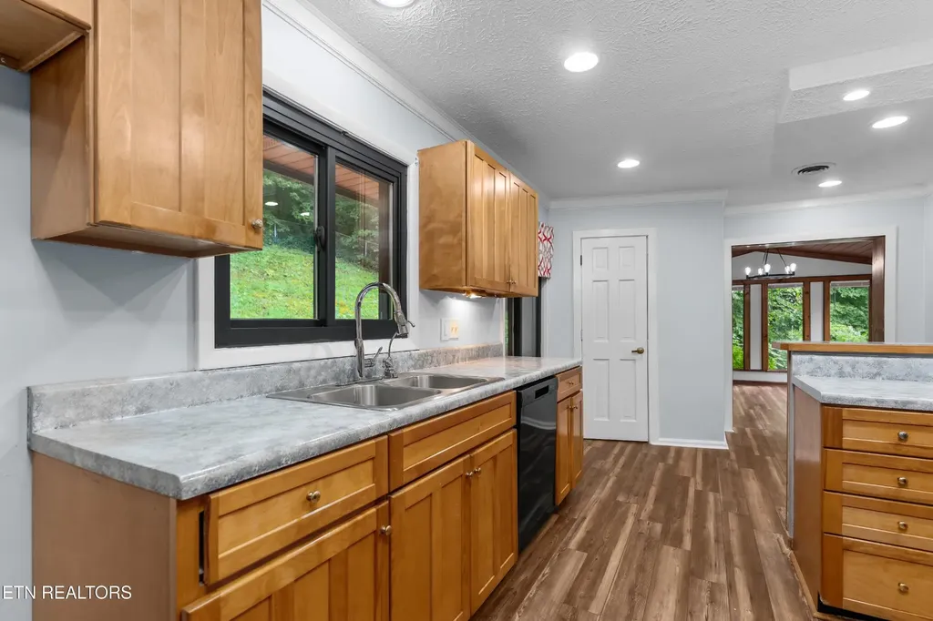 26182528 Shaler Lane Knoxville TN 37920