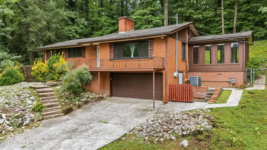 26182528 Shaler Lane Knoxville TN 37920