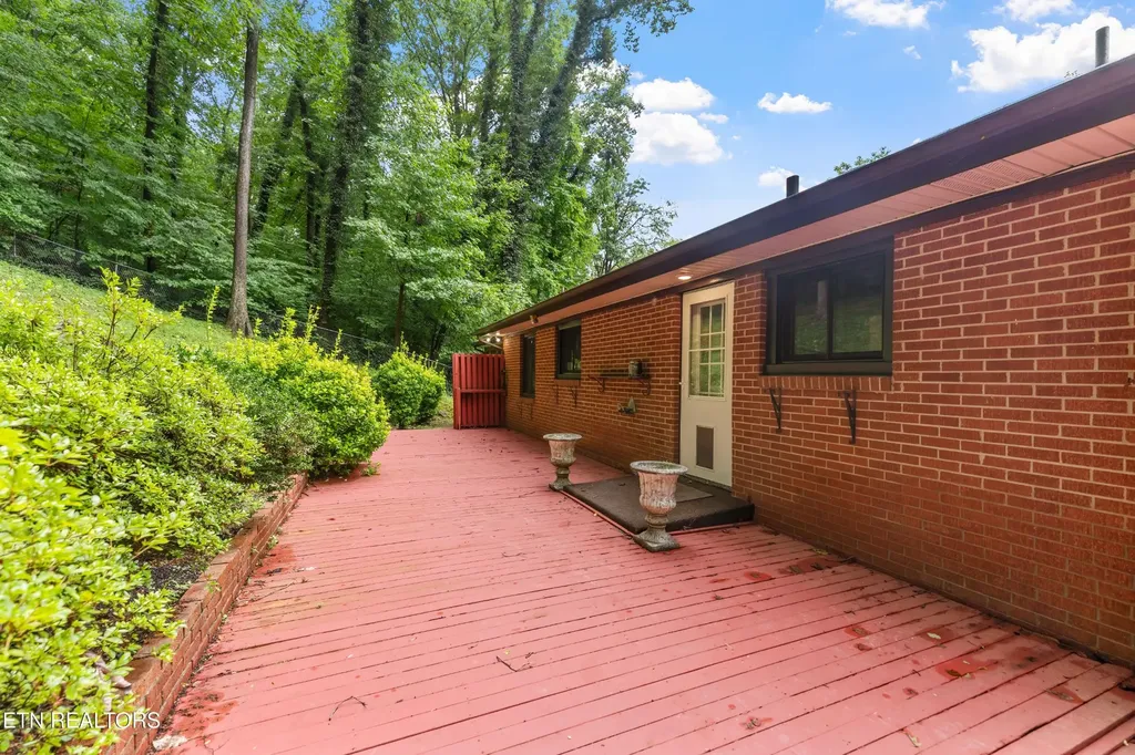 26182528 Shaler Lane Knoxville TN 37920